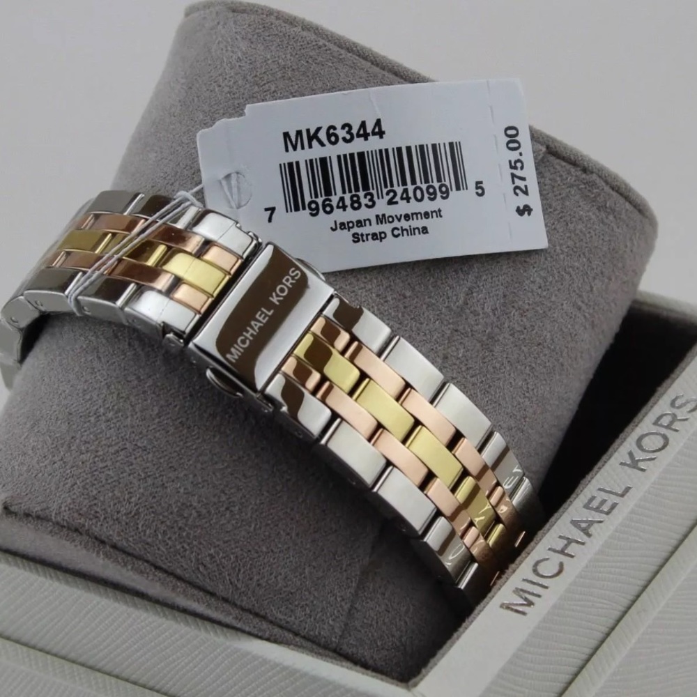 Michael Kors TRI tone ritz chronograph watch - Picture 6 of 8